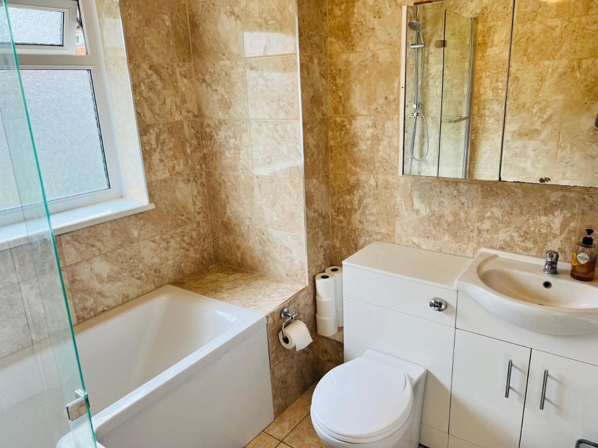 Reading West Homestay Εξωτερικό φωτογραφία