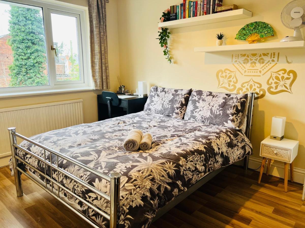 Reading West Homestay Εξωτερικό φωτογραφία